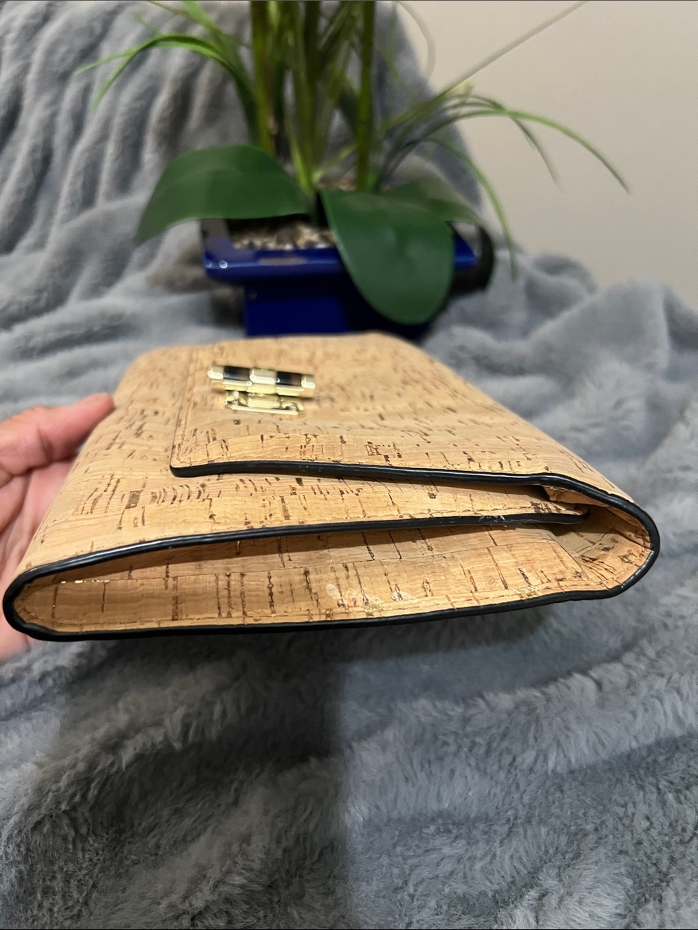 Diane Von Furstenberg Natural Cork Envelope Clutch EUC retail $365 - Picture 7 of 8